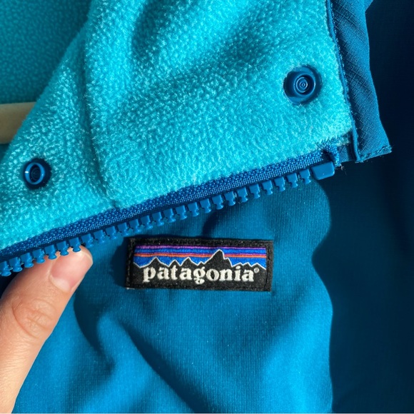 Patagonia | Fleece Reversible Pullover Quarter Zip Jacket - Picture 13 of 14